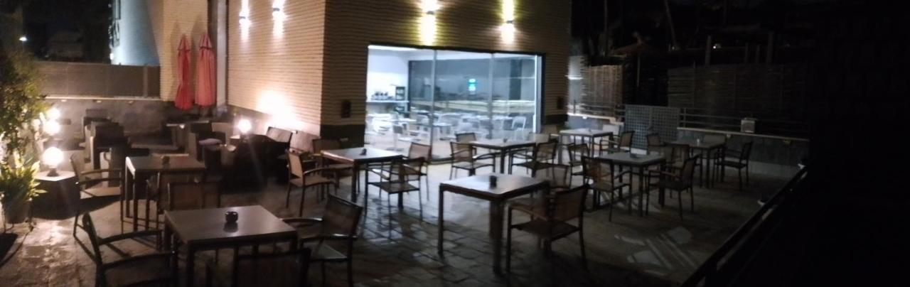 H La Cabana 포주엘로데알라르콘 외부 사진